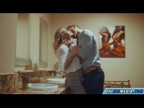 ❤️ Блондинка сени коомдук дааратканада азгырып жатканда ❤️ Силиктөө видео боюнча порно ky.123sex.ru ❌️